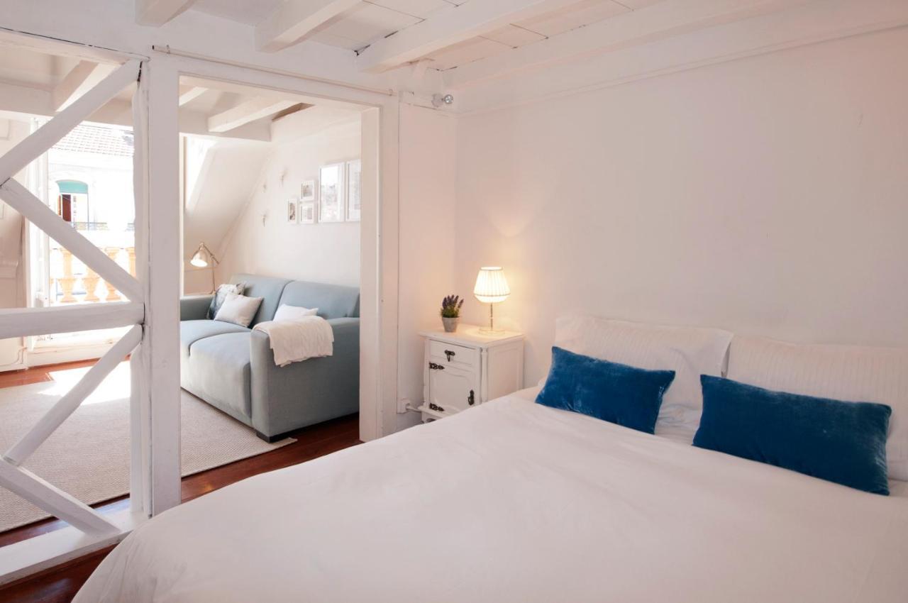 Appartamento Penthouse At Downtown With Sun Deck & Amazing Views Lisbona Esterno foto
